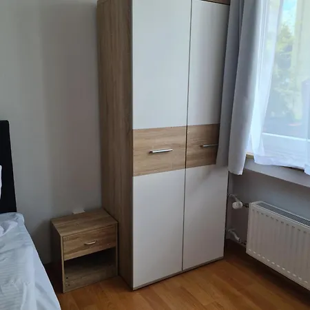 Perfektes Zimmer Im Herzen Von - Stadtmitte Von Privat * Stuttgart