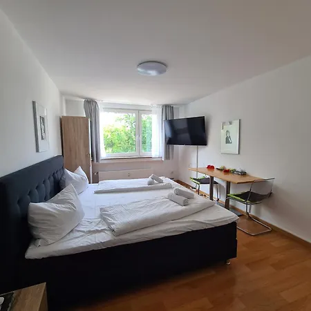 Perfektes Zimmer Im Herzen Von - Stadtmitte Von Privat Stuttgart
